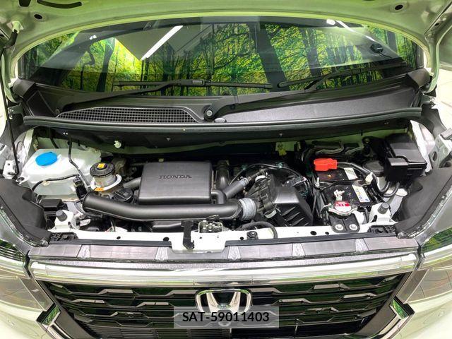 Honda N BOX CUSTOM 2024-01 7562532-17