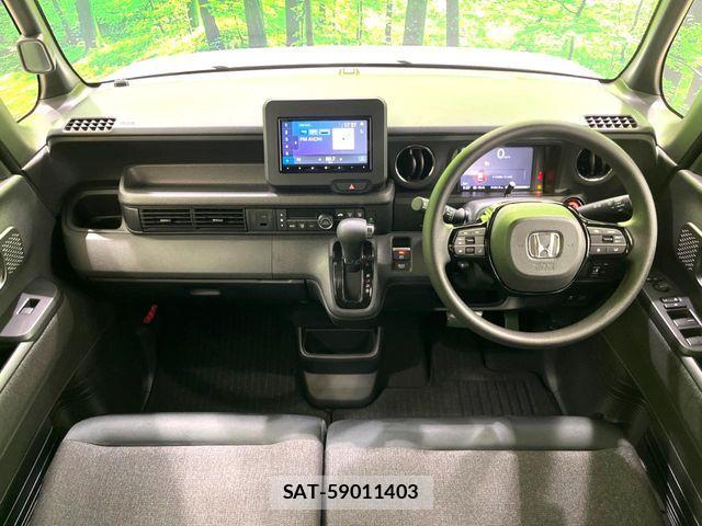 Honda N BOX CUSTOM 2024-01 7562532-1
