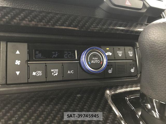 Honda N BOX CUSTOM 2024-04 7562529-14
