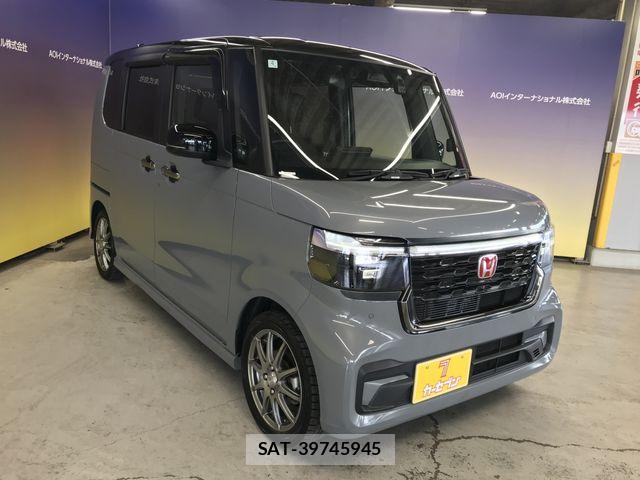 Honda N BOX CUSTOM 2024-04 7562529-1