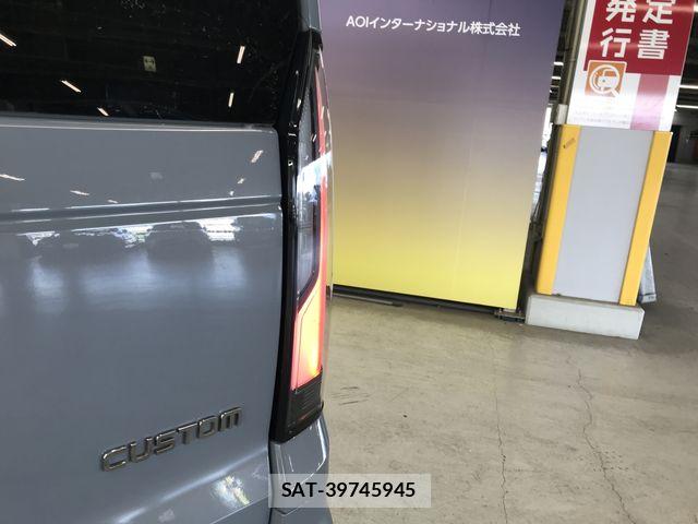 Honda N BOX CUSTOM 2024-04 7562529-25