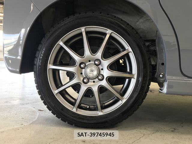 Honda N BOX CUSTOM 2024-04 7562529-27