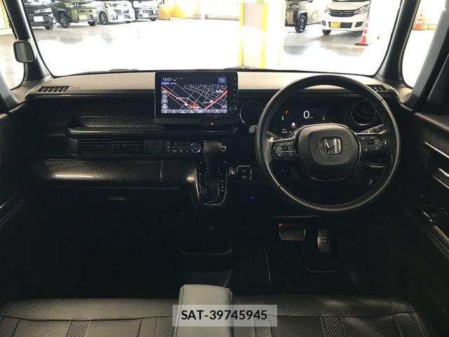 Honda N BOX CUSTOM 2024-04 7562529-4