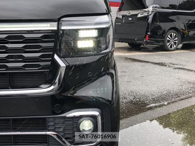 Honda N BOX CUSTOM 2023-10 7562537-9