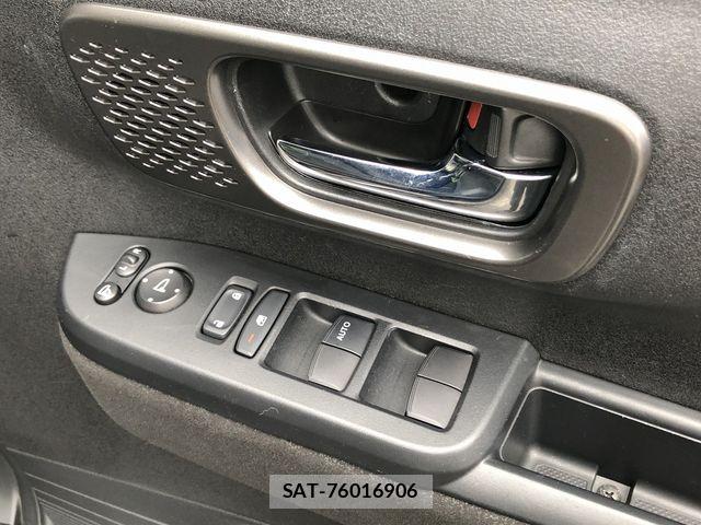 Honda N BOX CUSTOM 2023-10 7562537-15