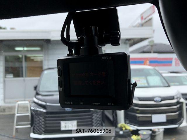 Honda N BOX CUSTOM 2023-10 7562537-25