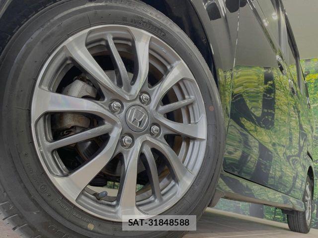 Honda N BOX CUSTOM 2022-11 7562536-11