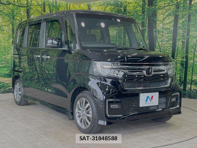 Honda N BOX CUSTOM 2022-11 7562536-14