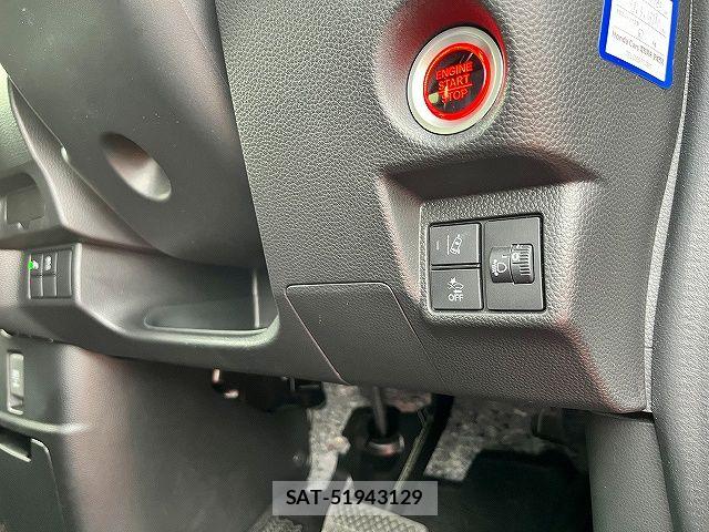 Honda N BOX CUSTOM 2023-01 7562531-11