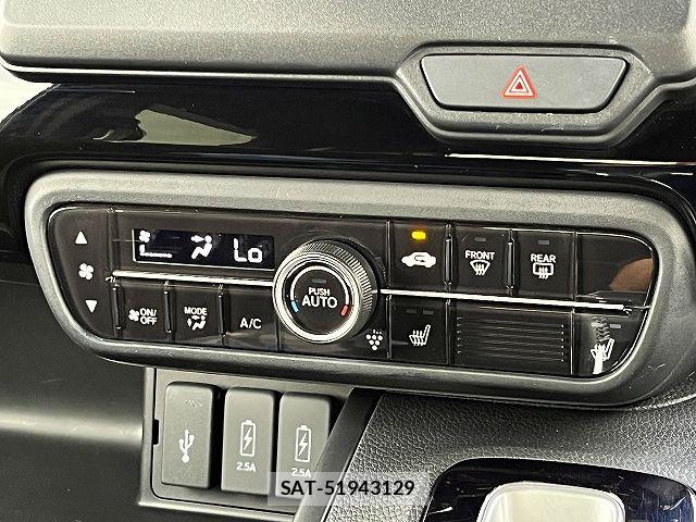 Honda N BOX CUSTOM 2023-01 7562531-14