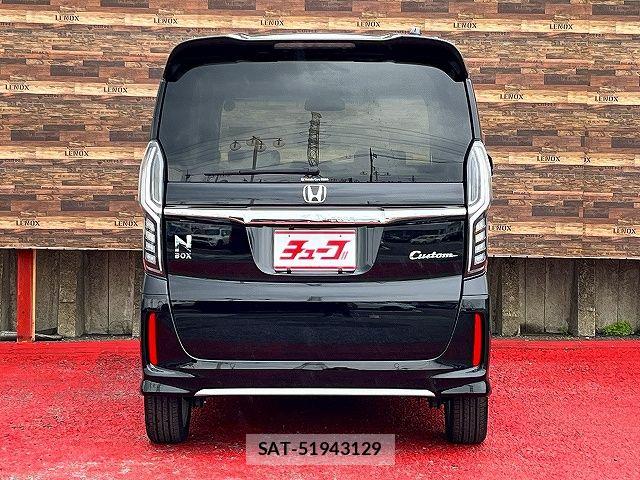 Honda N BOX CUSTOM 2023-01 7562531-22
