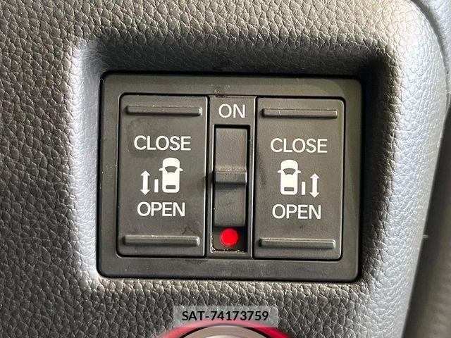 Honda N BOX CUSTOM 2022-11 7562534-2