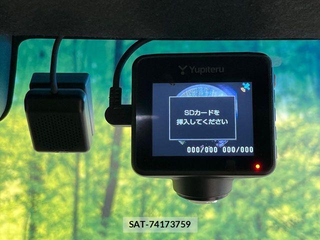 Honda N BOX CUSTOM 2022-11 7562534-7