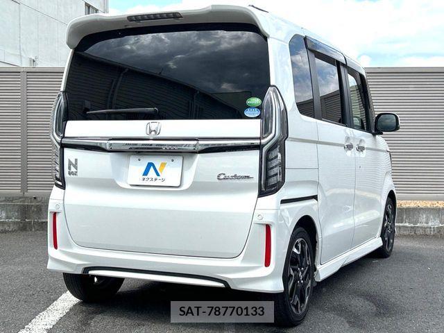 Honda N BOX CUSTOM 2019-03 7562551-16