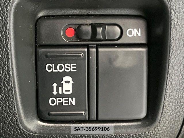 Honda N BOX CUSTOM 2016-01 7562552-2