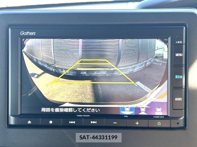 Honda N BOX CUSTOM 2020-04 7562539-3
