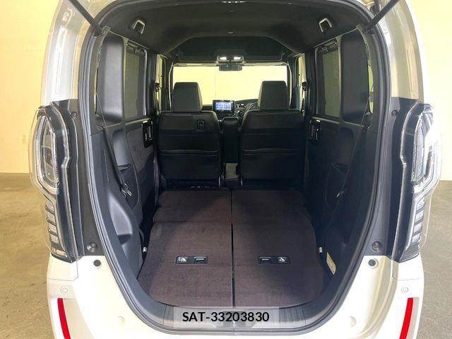 Honda N BOX CUSTOM 2019-06 7562544-11