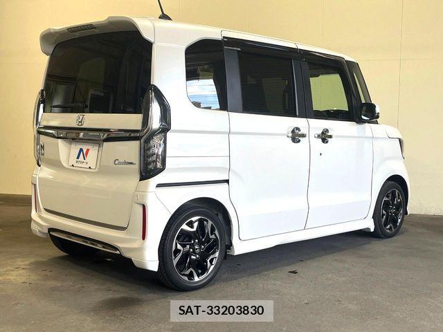 Honda N BOX CUSTOM 2019-06 7562544-18