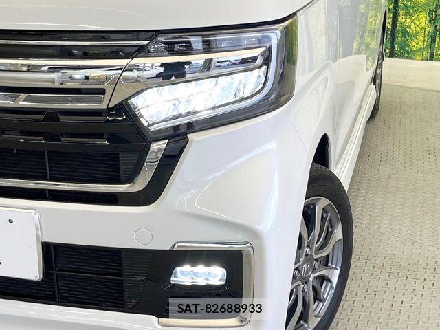 Honda N BOX CUSTOM 2023-12 7562535-11