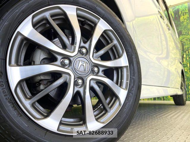 Honda N BOX CUSTOM 2023-12 7562535-12