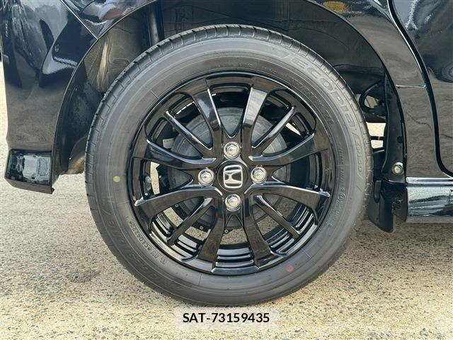 Honda N BOX CUSTOM 2023-03 7562533-16