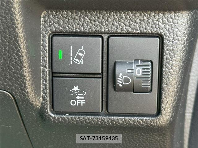 Honda N BOX CUSTOM 2023-03 7562533-20