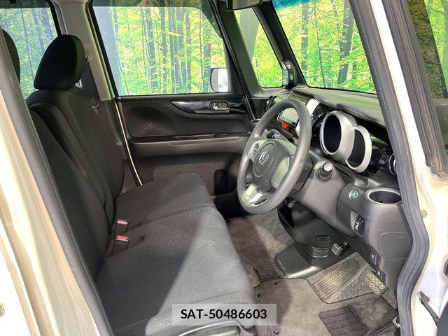 Honda N BOX CUSTOM 2015-08 7562558-7