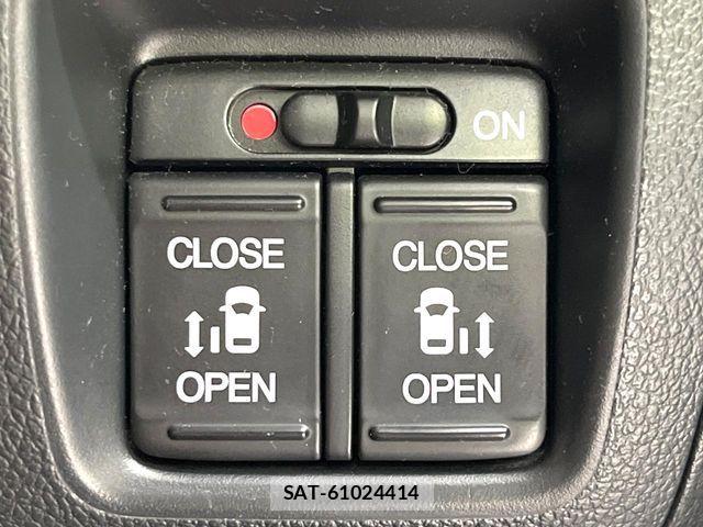 Honda N BOX CUSTOM 2015-05 7562559-2