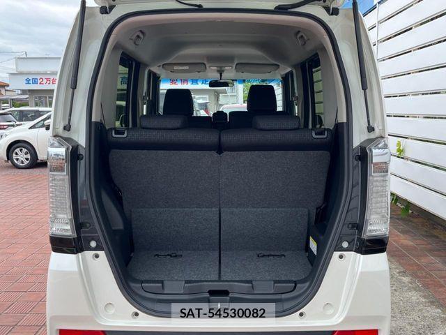 Honda N BOX CUSTOM 2017-07 7562555-10