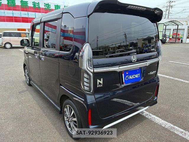 Honda N BOX CUSTOM 2022-02 7562553-6