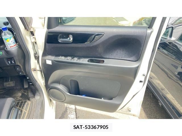Honda N BOX CUSTOM 2016-08 7562561-14