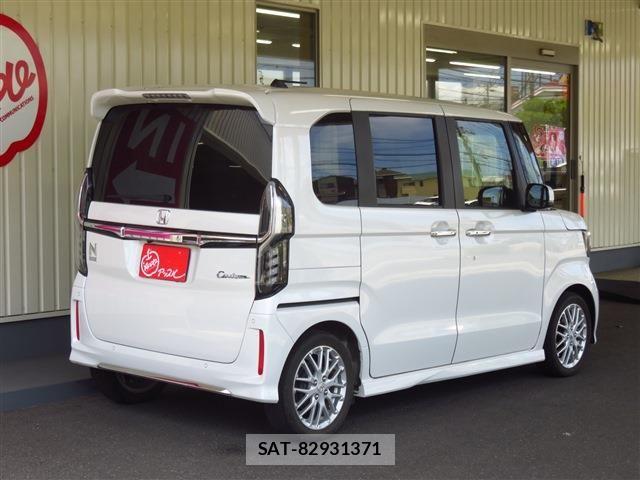 Honda N BOX CUSTOM 2023-09 7618588-3