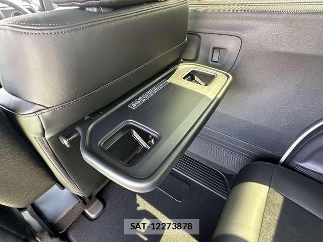 Honda N BOX CUSTOM 2026-01 7618567-9