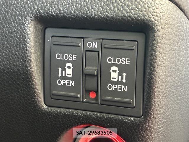 Honda N BOX CUSTOM 2019-09 7618636-12