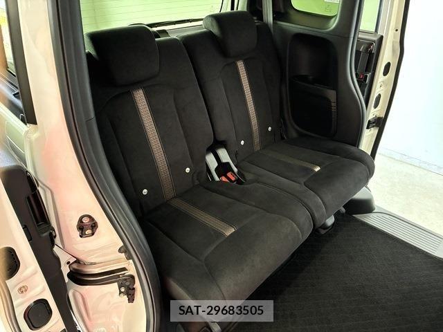 Honda N BOX CUSTOM 2019-09 7618636-7