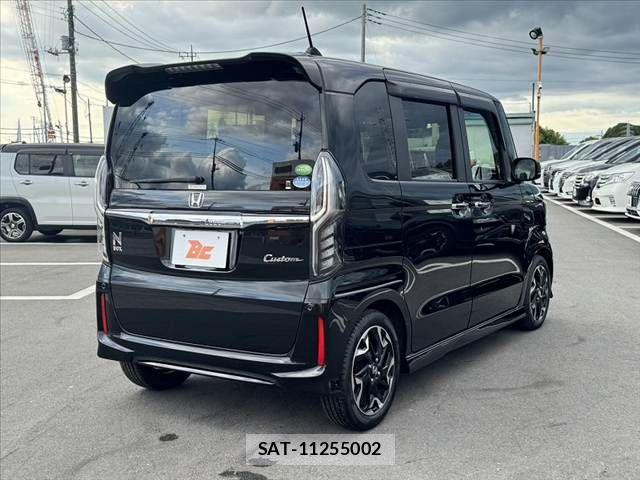 Honda N BOX CUSTOM 2019-01 7618637-14