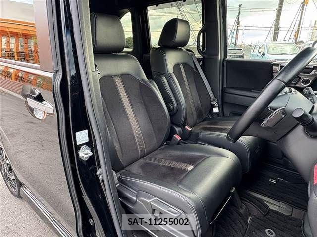 Honda N BOX CUSTOM 2019-01 7618637-15