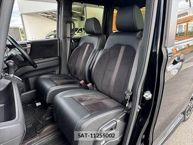 Honda N BOX CUSTOM 2019-01 7618637-16