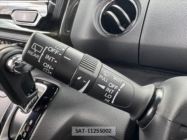 Honda N BOX CUSTOM 2019-01 7618637-25