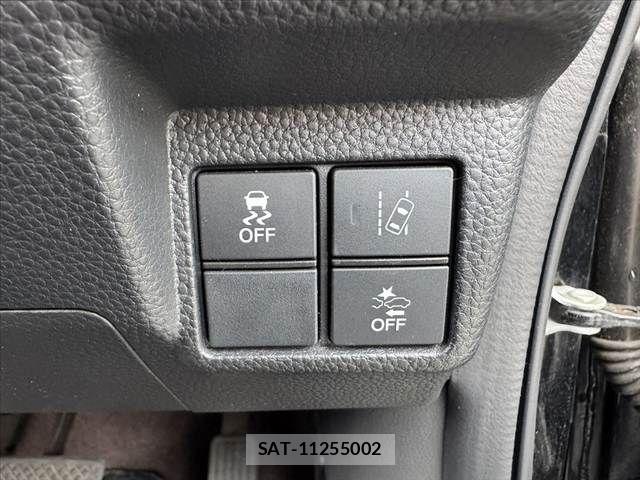 Honda N BOX CUSTOM 2019-01 7618637-5