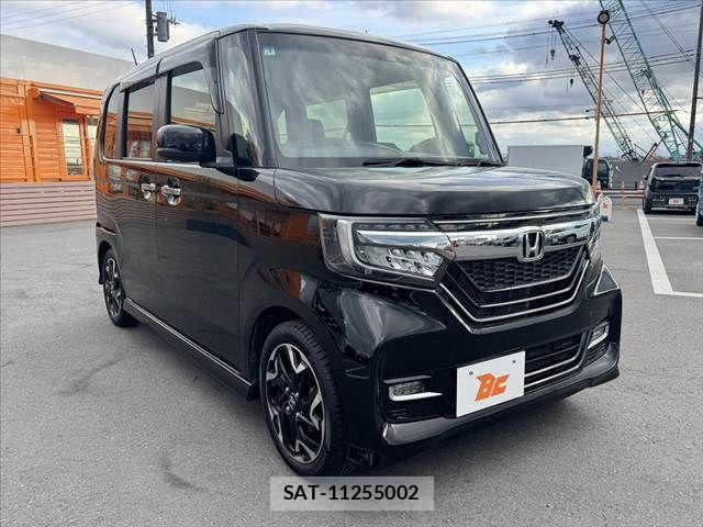 Honda N BOX CUSTOM 2019-01 7618637-7