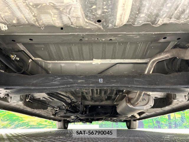 Honda N BOX CUSTOM 2023-04 7618594-18