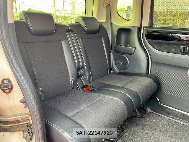 Honda N BOX CUSTOM 2017-06 7618666-9
