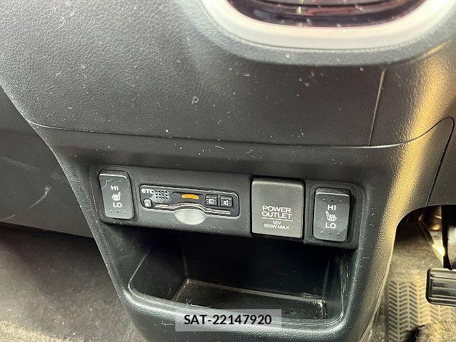 Honda N BOX CUSTOM 2017-06 7618666-15