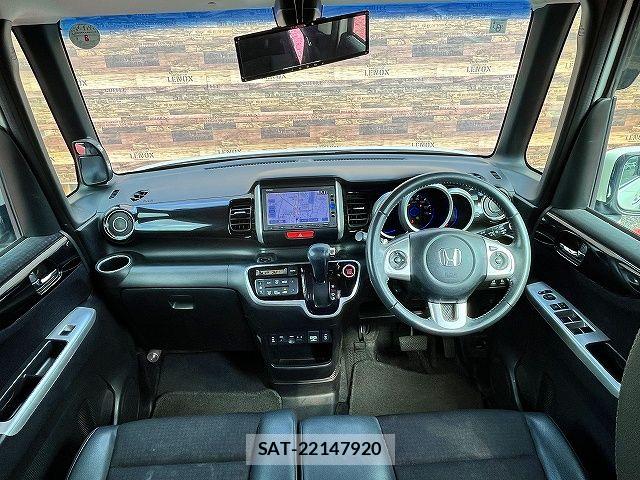 Honda N BOX CUSTOM 2017-06 7618666-1