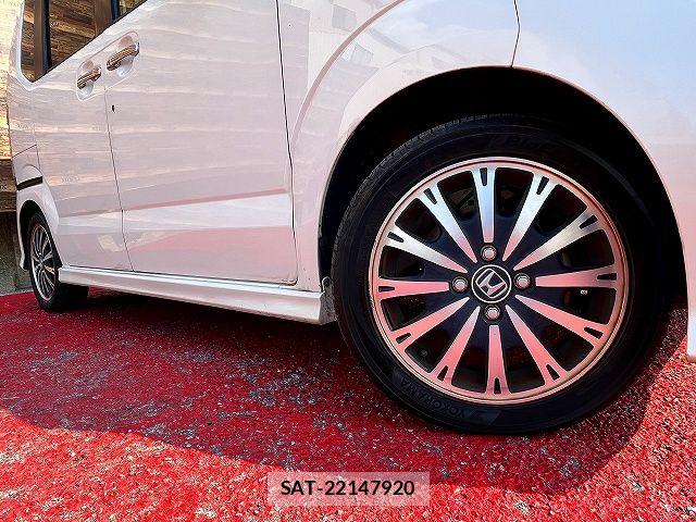 Honda N BOX CUSTOM 2017-06 7618666-26