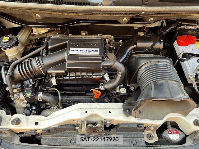 Honda N BOX CUSTOM 2017-06 7618666-27