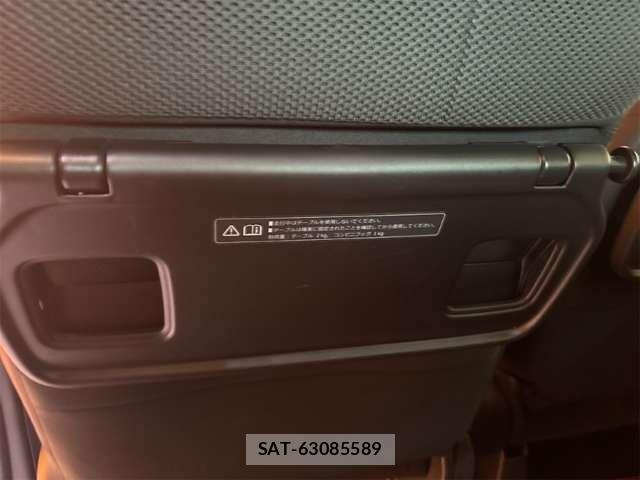Honda N BOX CUSTOM 2023-04 7618611-16