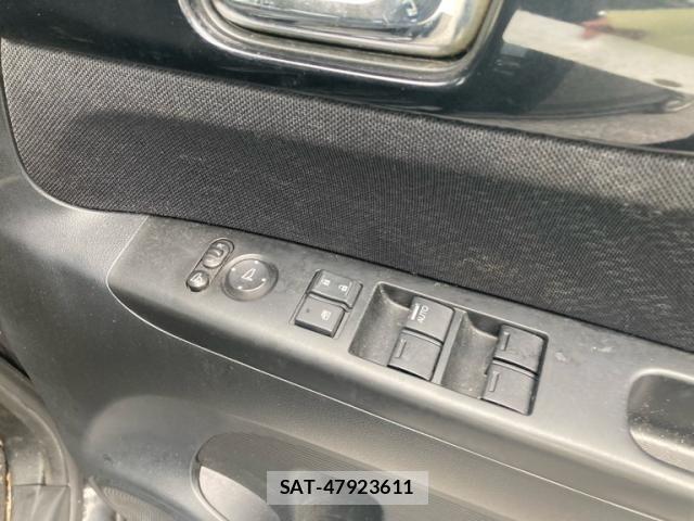 Honda N BOX CUSTOM 2014-06 7618681-9