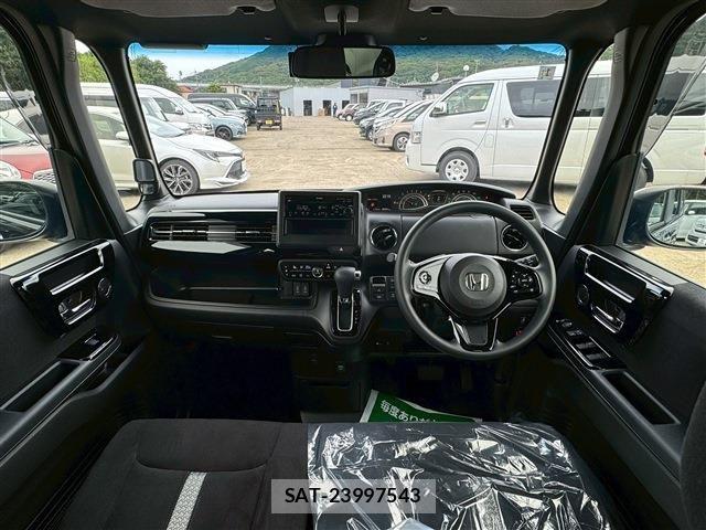 Honda N BOX CUSTOM 2022-01 7618615-2